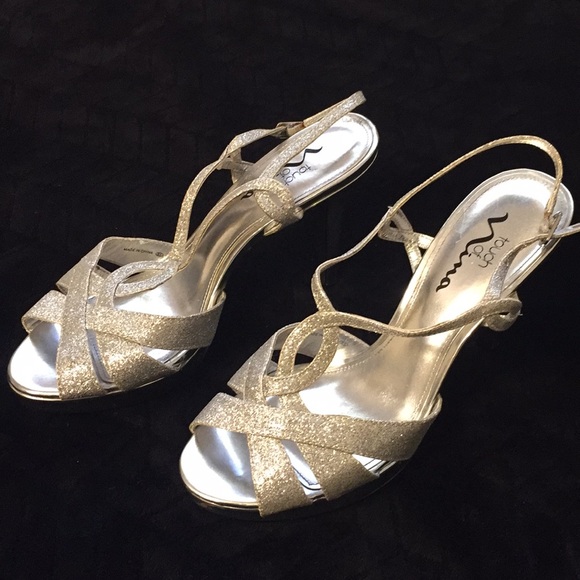 🍒Sparkled Silver heeled sandals🍒 - Picture 2 of 6